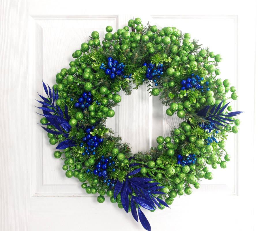 Christmas Wreath in Blue and Green